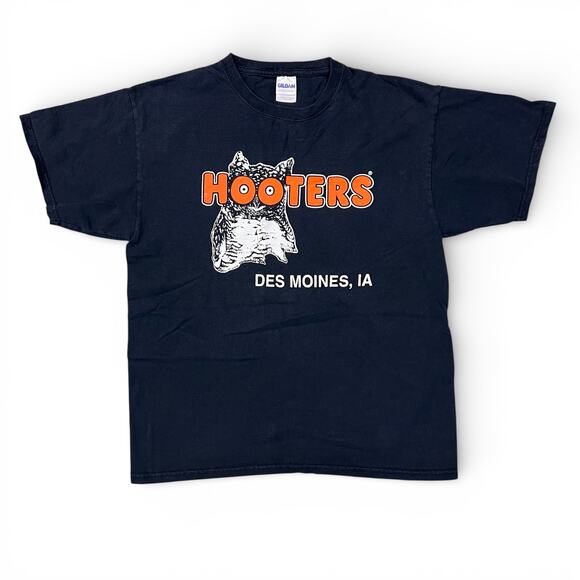 Hooters Other - Vintage Hooters Restaurant Owl Des Moines Iowa T Shirt L 90s Tacky Unrefined